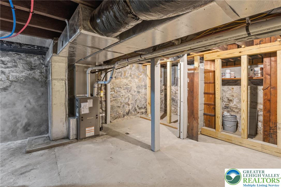 46 West Garrison Street Bethlehem, PA 18018 - Photo 23 of 39 a view of an empty room