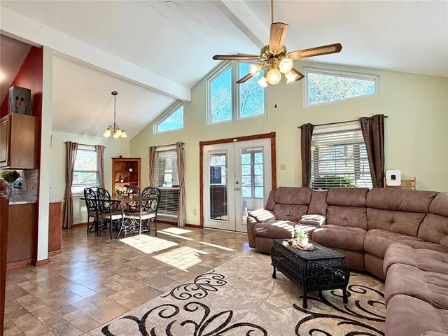 $650,000 | 22557 Waterview Circle, Flint, TX 75762