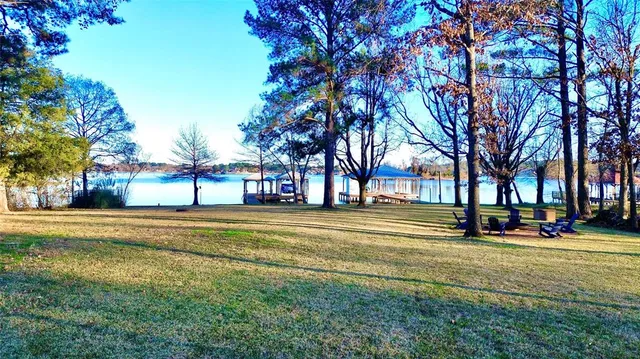 $650,000 | 22557 Waterview Circle, Flint, TX 75762