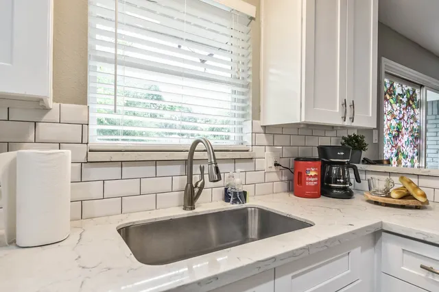 $2,150 | 5650 Ludington Drive, Houston, TX 77035