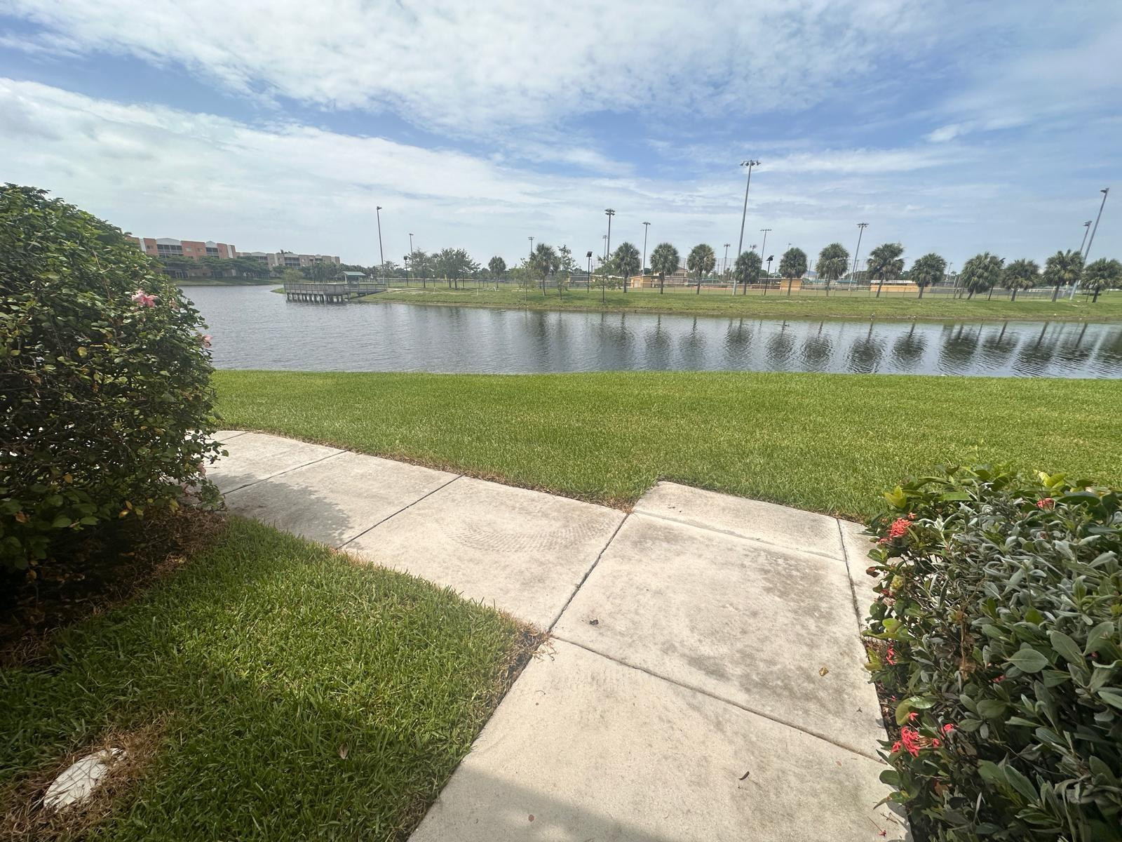 7950 North Nob Hill Road, Unit 108 Tamarac, FL 33321 - Photo 3 of 17 Photo 3