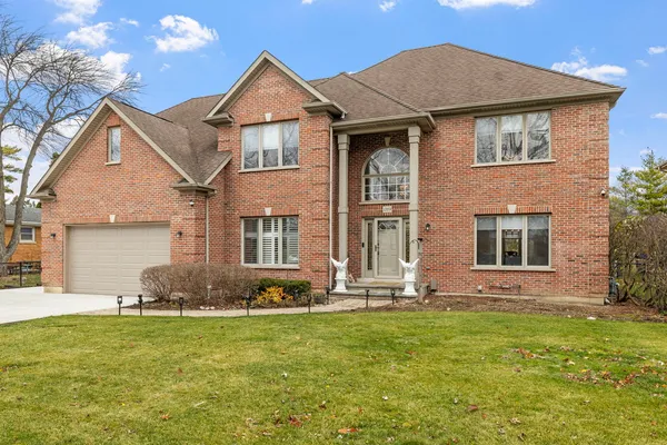 $1,135,000 | 1203 North Burning Bush Lane, Mount Prospect, IL 60056