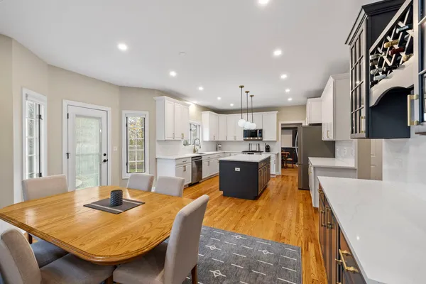 $1,135,000 | 1203 North Burning Bush Lane, Mount Prospect, IL 60056