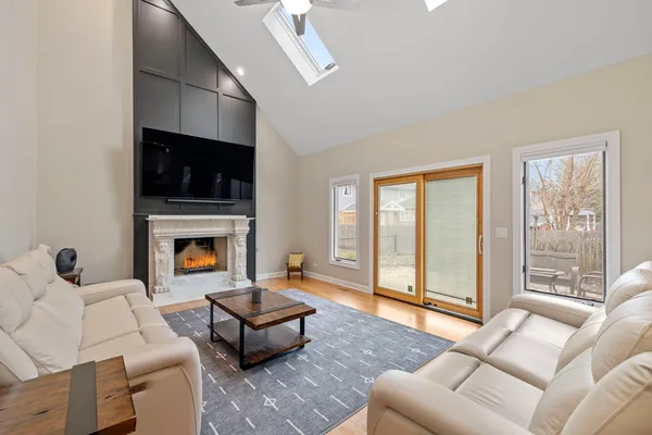 $1,135,000 | 1203 North Burning Bush Lane, Mount Prospect, IL 60056