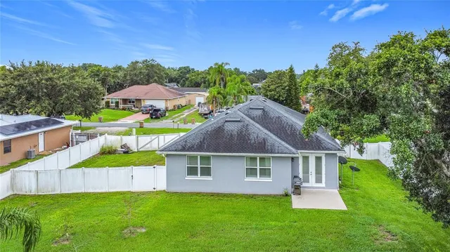 $427,900 | 4715 Sparrow Drive, St. Cloud, FL 34772