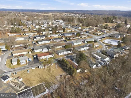 $159,999 | 921 Lakeview Drive, Green Lane, PA 18054