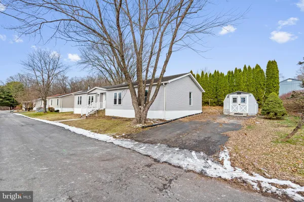 $150,000 | 921 Lakeview Drive, Green Lane, PA 18054