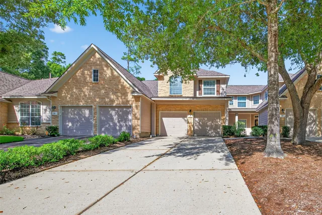 $2,000 | 18 West Greenhill Terrace Place, The Woodlands, TX 77382