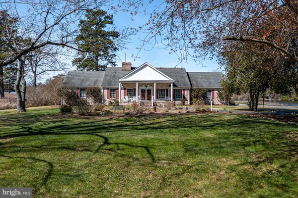 $950,000 | 864 Fleeton Road, Reedville, VA 22539