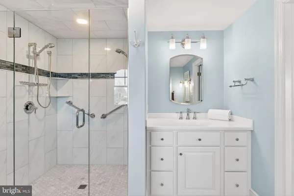 a view of a garden with a house