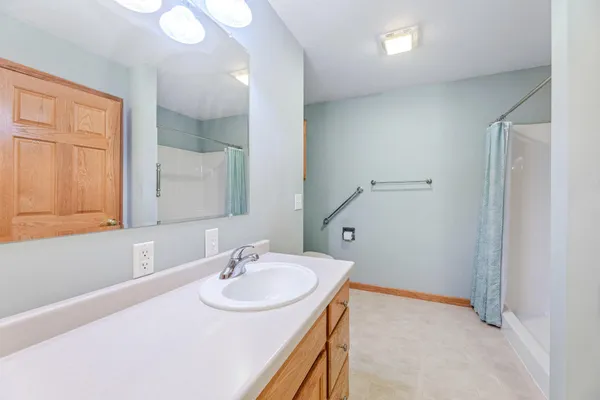 $290,000 | 205 Park Drive, Lewiston, MN 55952