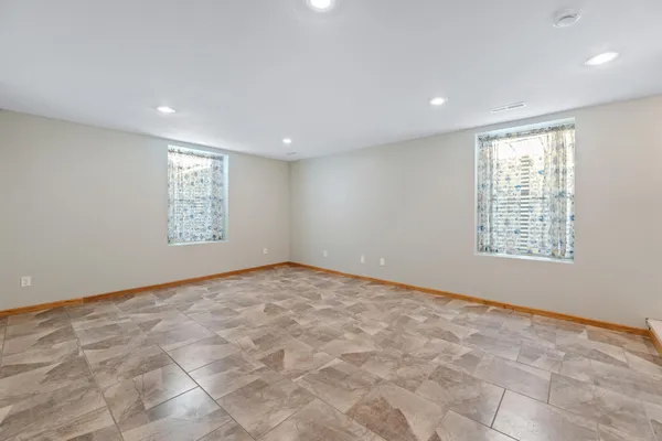 $290,000 | 205 Park Drive, Lewiston, MN 55952