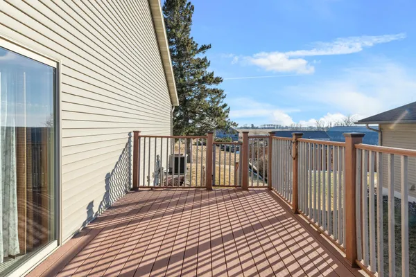 $290,000 | 205 Park Drive, Lewiston, MN 55952