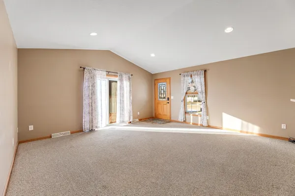 $290,000 | 205 Park Drive, Lewiston, MN 55952