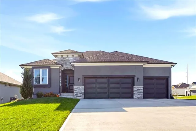 $599,000 | 19485 West 202nd St Spring Hill, Spring Hill, KS 66083