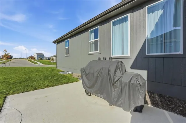 $599,000 | 19485 West 202nd St Spring Hill, Spring Hill, KS 66083