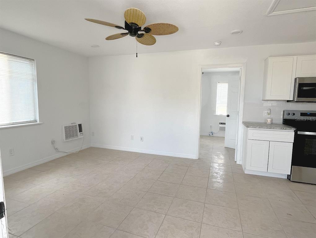 24 Lynn Way, Unit A Madeira Beach, FL 33708 - Photo 5 of 18