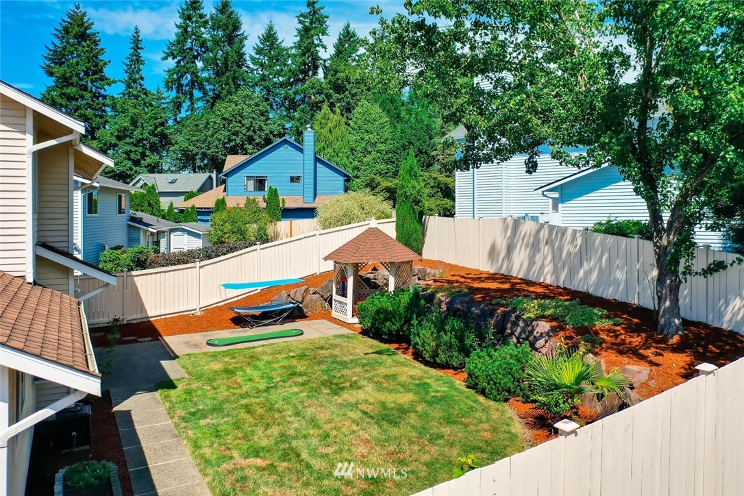 2122 Field Avenue Northeast Renton, WA 98059 - Photo 21 of 24