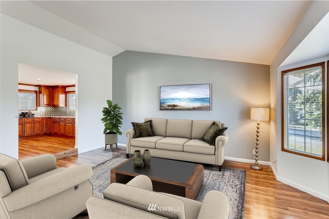 2122 Field Avenue Northeast Renton, WA 98059 - Photo 4 of 24