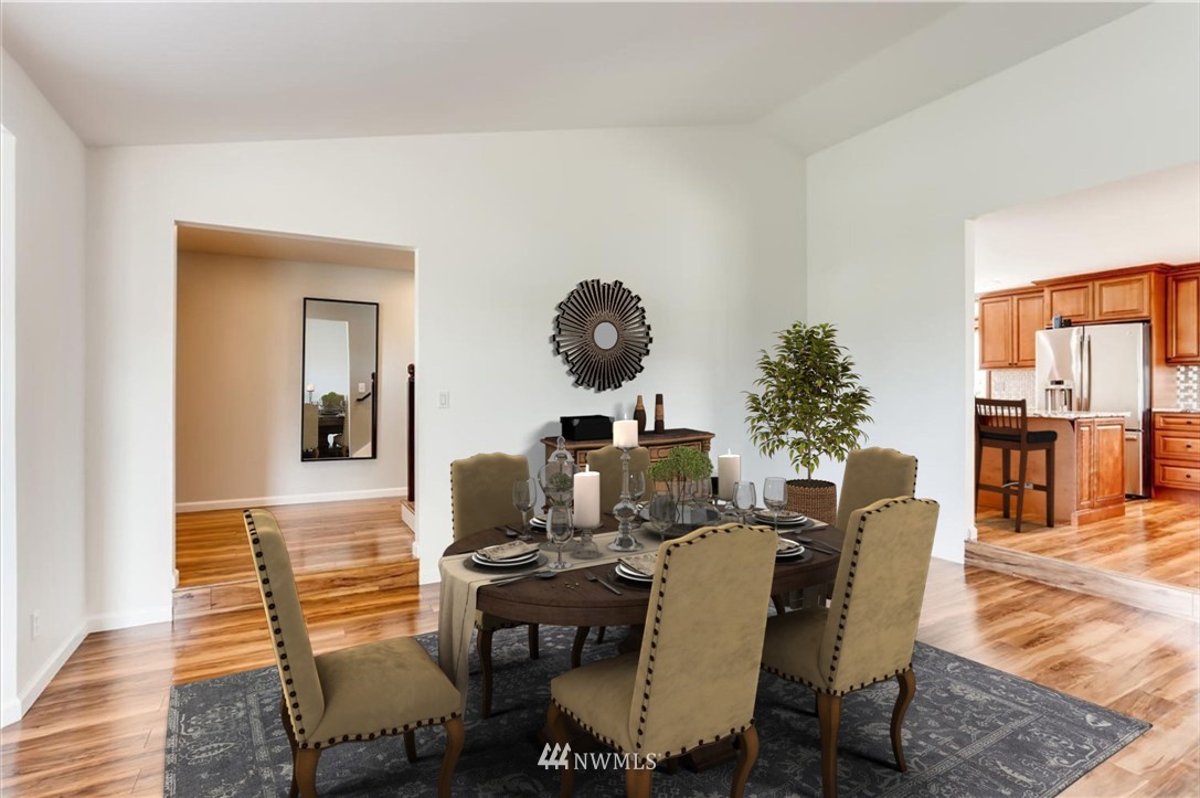 2122 Field Avenue Northeast Renton, WA 98059 - Photo 5 of 24