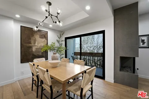 $2,100,000 | 234 South Tower Drive, Unit 4, Beverly Hills, CA 90211