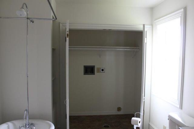 19567 Mathew Road Morrison, IL 61270 - Photo 22 of 62 a bathroom with a shower
