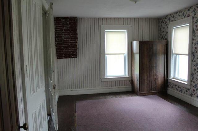 19567 Mathew Road Morrison, IL 61270 - Photo 28 of 62 an empty room with windows