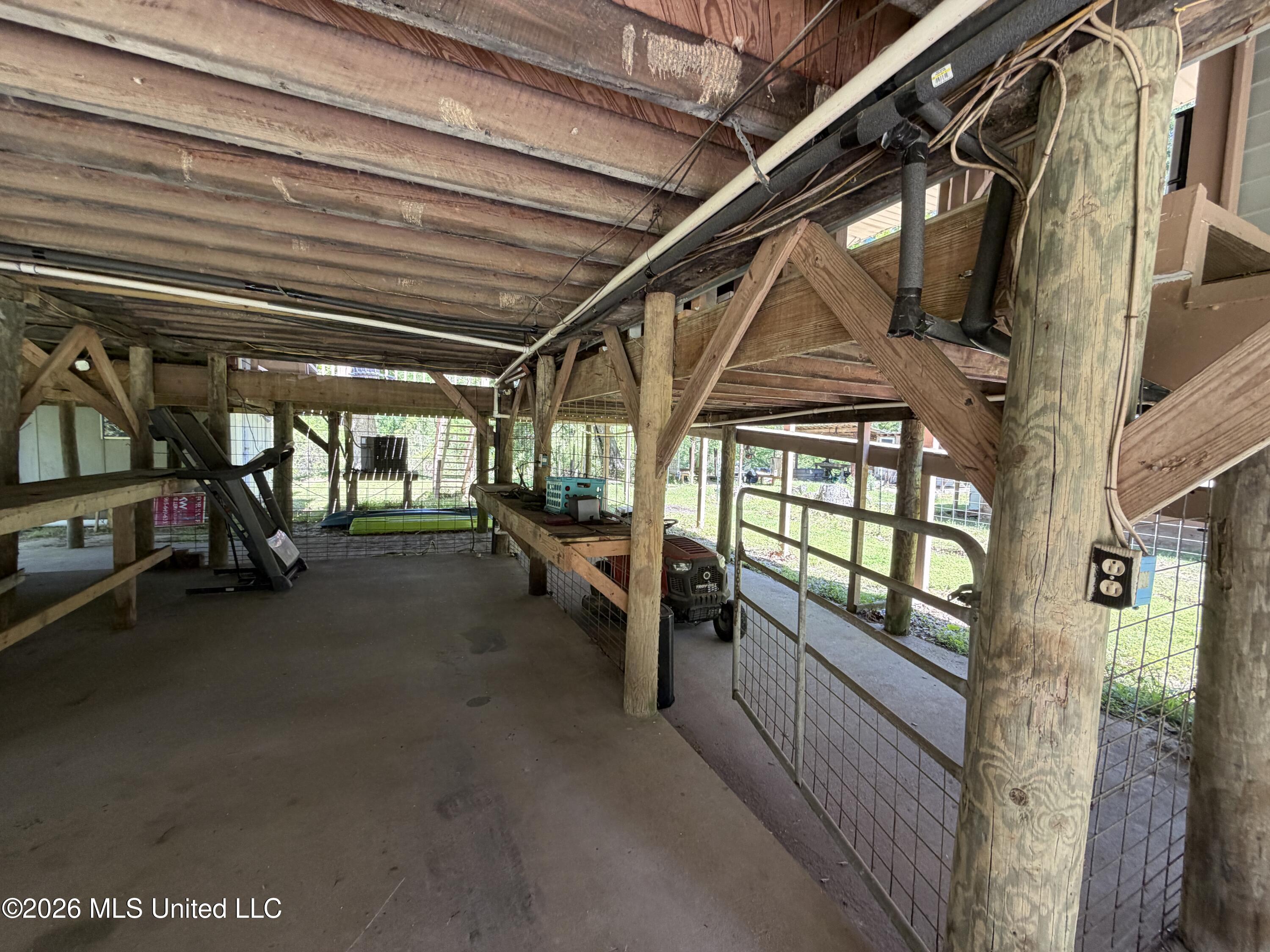 68 Oak Point Road Picayune, MS 39466 - Photo 21 of 32 IMG_2964