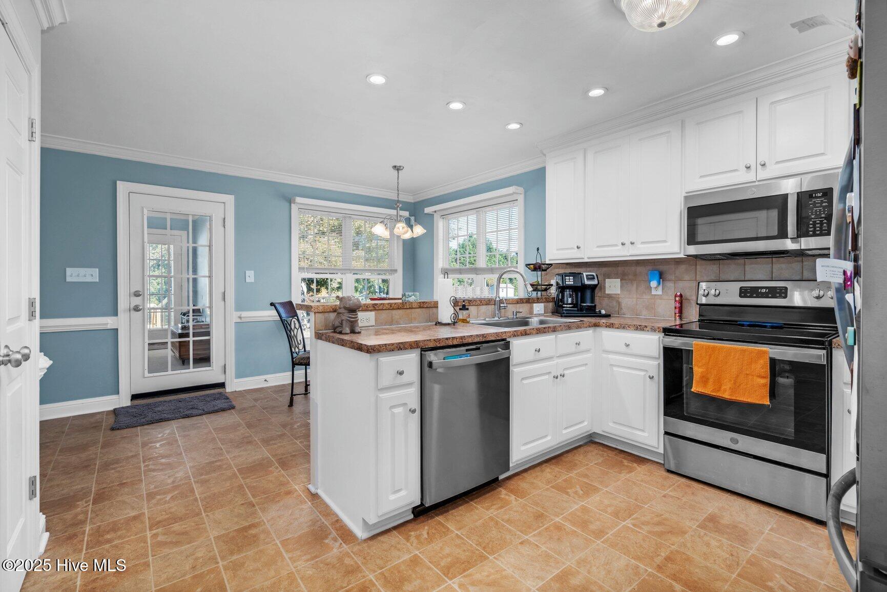 2884 Sherrod Road Nashville, NC 27856 - Photo 12 of 28 015-2884SherrodRoad-Nashville-NC-27856-S