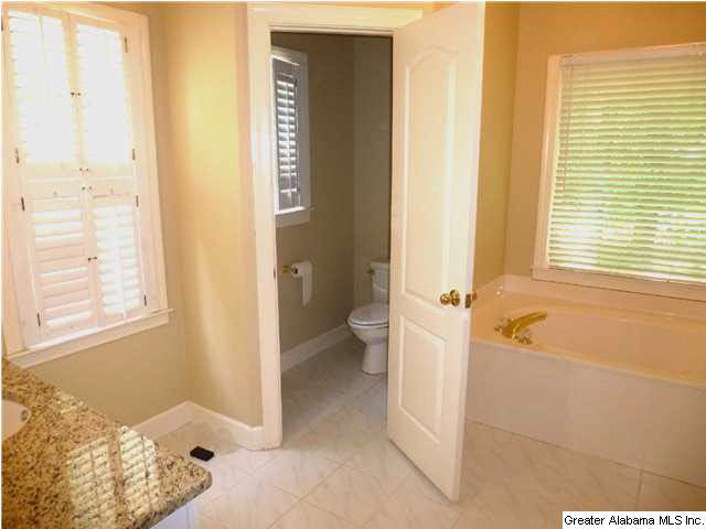 112 Windsor Circle Pelham, AL 35124 - Photo 19 of 32