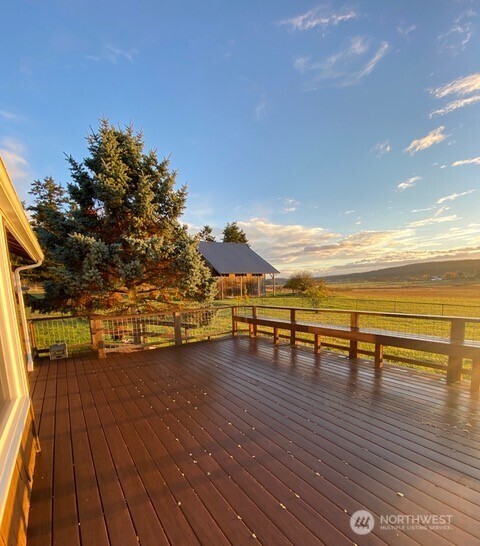 549 Davis Bay Road Lopez Island, WA 98261 - Photo 34 of 37 a view of outdoor space with seating area