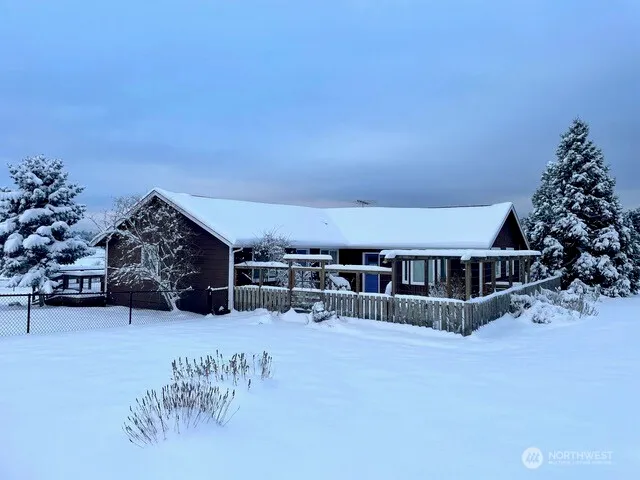 $1,250,000 | 549 Davis Bay Road, Lopez Island, WA 98261