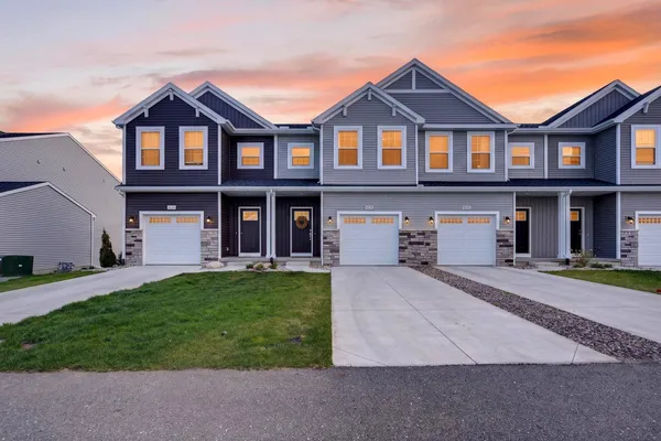 $334,900 | 4628 Gln Hvn Drive, Grand Rapids, MI 49512