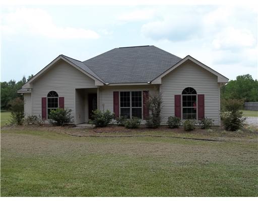 16576 M P Planche Road Covington, LA 70435 - Photo 1 of 8 Gallery Image 1