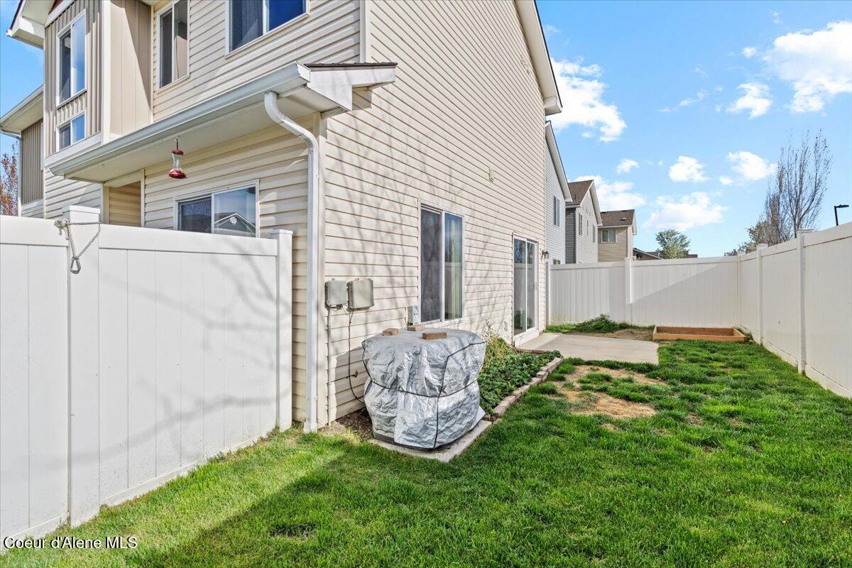 7919 Holyoke Loop Coeur D'Alene, ID 83815 - Photo 25 of 26 31-Back of Home