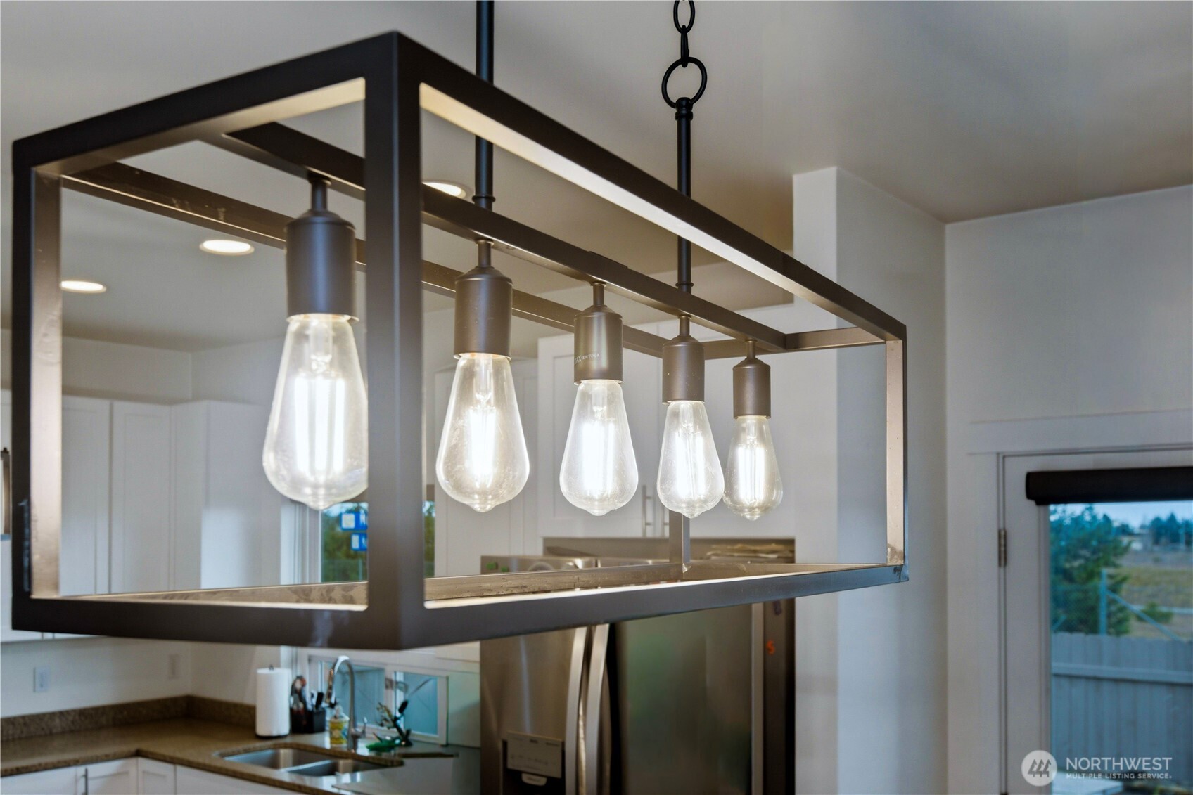 31 Marlo Loop Sequim, WA 98382 - Photo 4 of 25