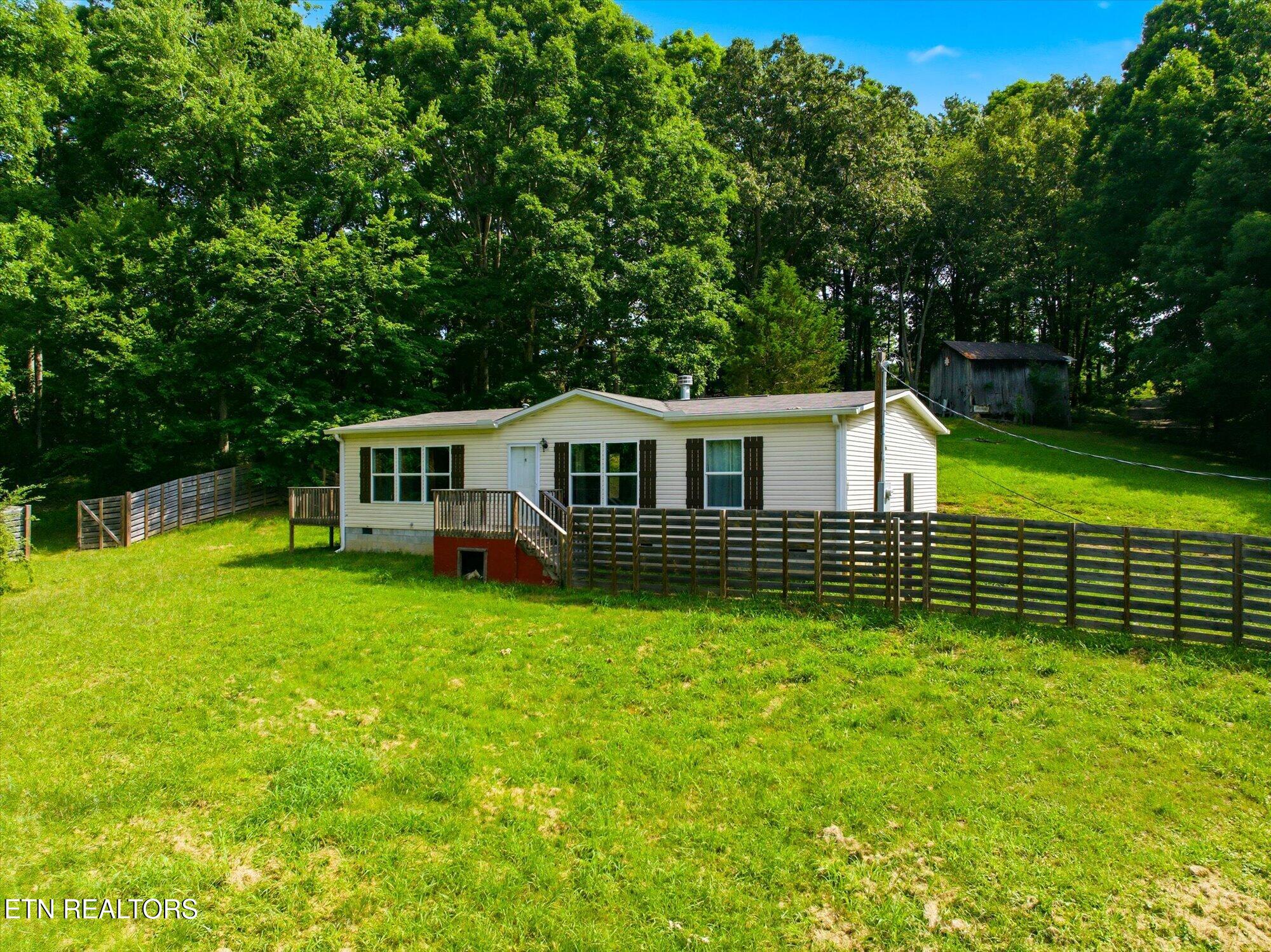 17735 Vonore Road Loudon, TN 37774 - Photo 3 of 31 03-17735-Vonore-Rd-Loudon-TN-3