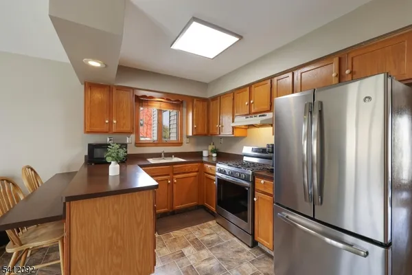 $699,000 | 6 Longfield Drive, Hillsborough, NJ 08844