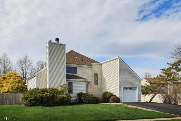 $699,000 | 6 Longfield Drive, Hillsborough, NJ 08844