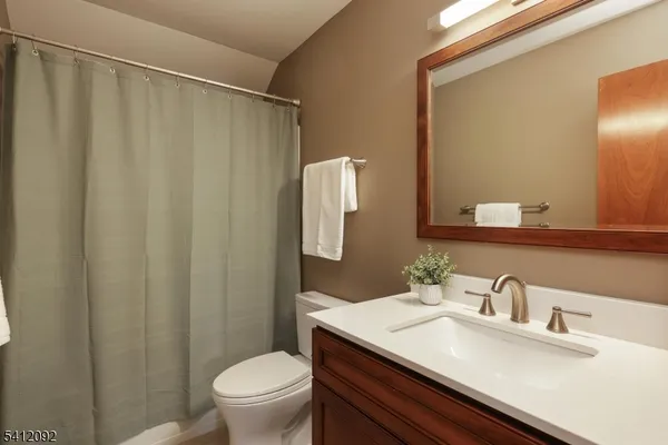 $699,000 | 6 Longfield Drive, Hillsborough, NJ 08844