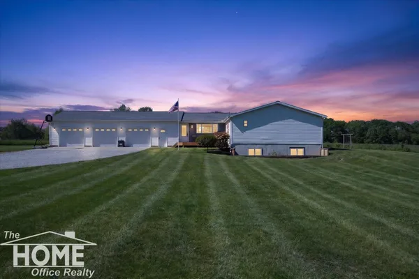 $293,000 | 10975 East Grand River Avenue, Portland, MI 48875