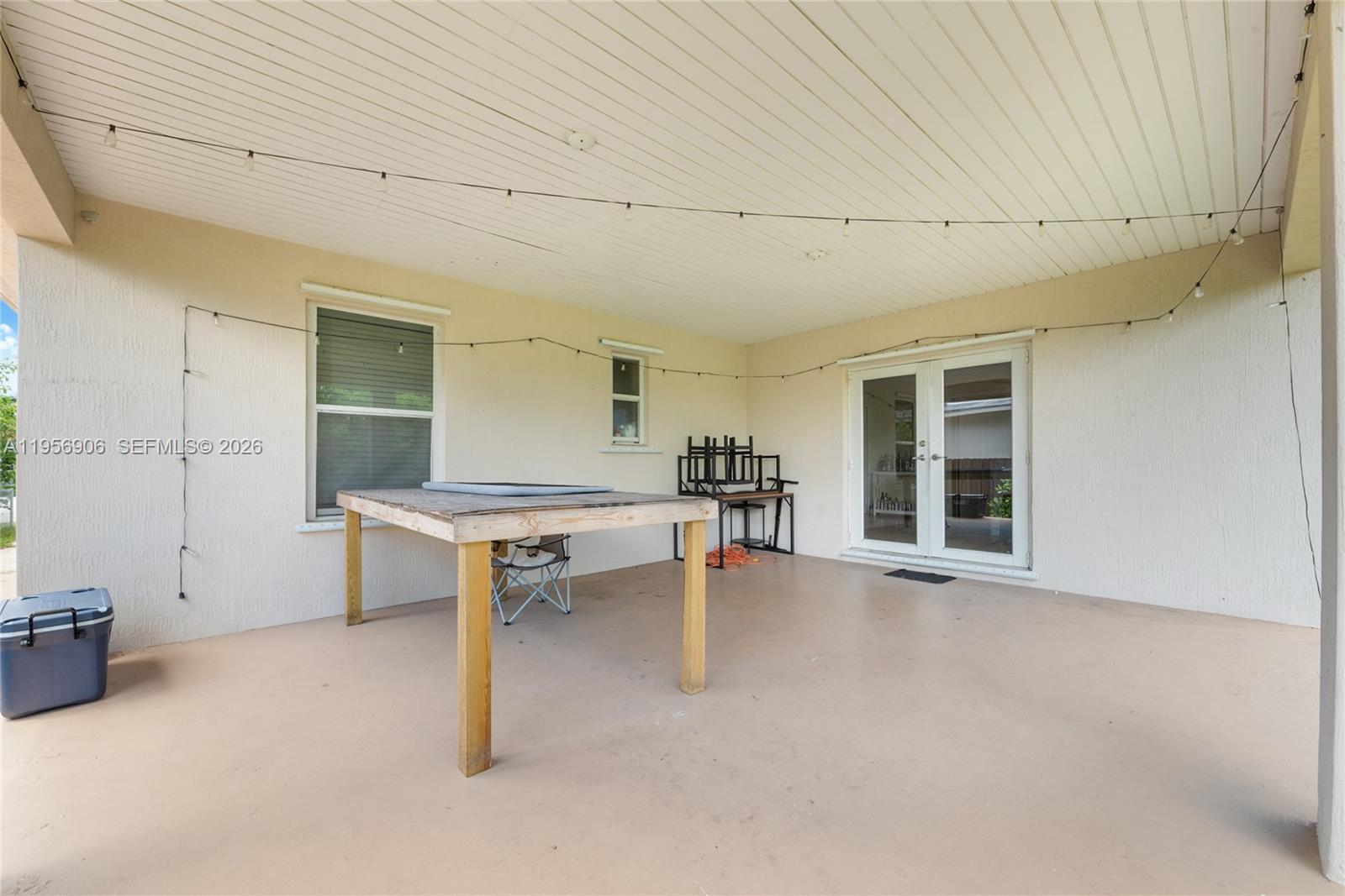 6881 Southwest 27th Street Miami, FL 33155 - Photo 5 of 12