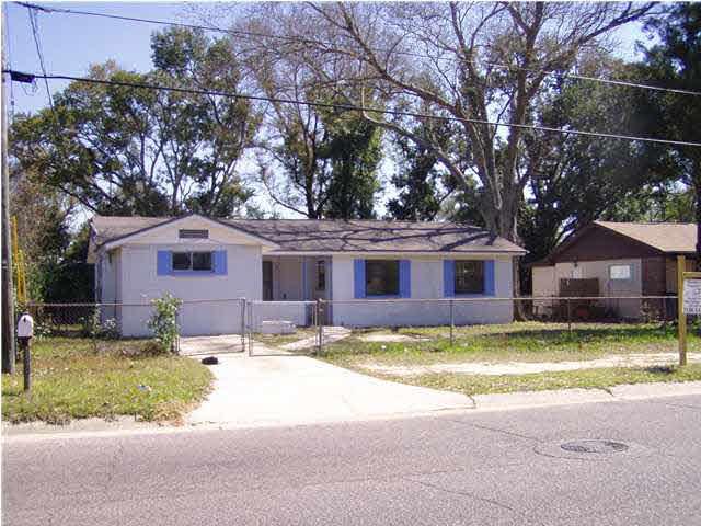 4490 East Montclair Road Pensacola, FL 32505 - Photo 1 of 6 Gallery Image 1