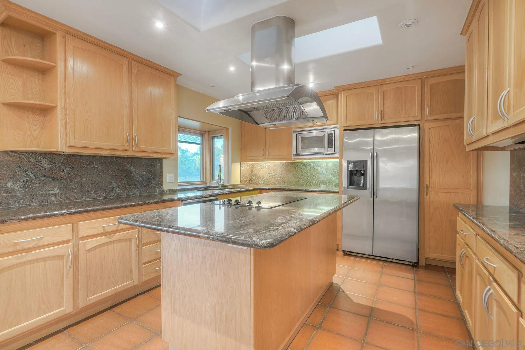 10226 Ramona Drive Spring Valley, CA 91977 - Photo 10 of 39