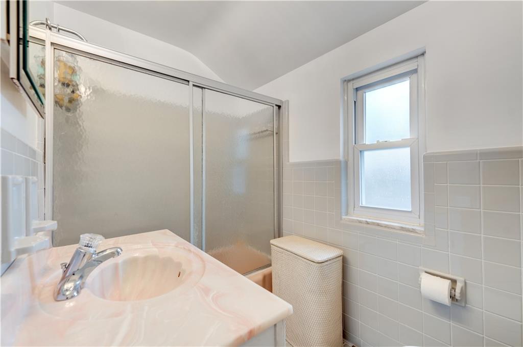 839 Bower Hill Road Pittsburgh, PA 15243 - Photo 16 of 20 Gallery Image 16