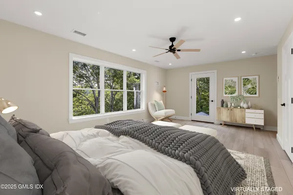 $7,800 | 10 Highland Place, Unit B, Greenwich, CT 06831