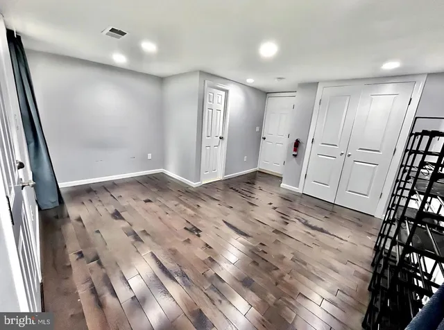 a view of livingroom with hardwood floor
