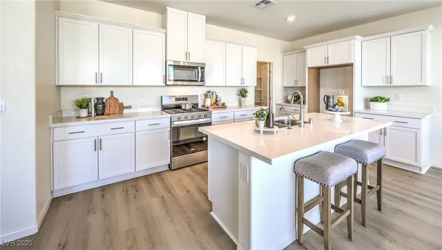 $505,360 | 564 Speckled Robin Avenue, Unit LOT 722, Henderson, NV 89011