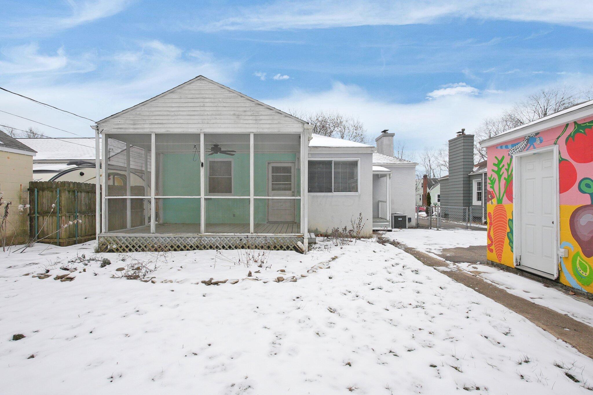 350 East Weisheimer Road Columbus, OH 43214 - Photo 23 of 30 24-web-or-mls-350-e-weisheimer-rd