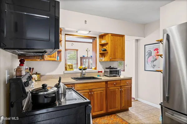 $260,000 | 181 Milner Avenue, Albany, NY 12208